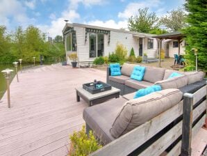 Maison de vacances Fantastique villa sur l'eau à Ooltgensplaat avec vue dégagée et jetée - Place Ooltgens - image1