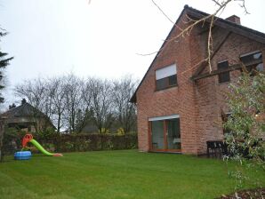 Welcoming Villa in Puivelde with Terrace, Garden, Barbeque - Koewacht - image1