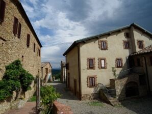 Bauernhof Begrüßungsbauernhaus in Monticiano mit Garten - Monticiano - image1