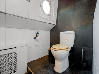 Huisboot Velddriel Kenmerken 24