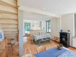 Villa Le Teich Features 24