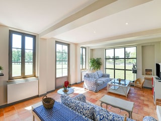 Villa Le Teich Features 14