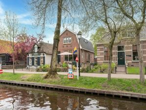 Apartment Wunderbare Villa in Giethoorn in der Nähe von Museum mit Terrasse - Giethoorn - image1