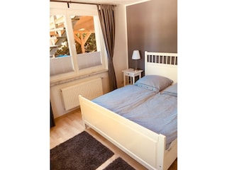 Schlafzimmer 1  mit Doppelbett 160x200