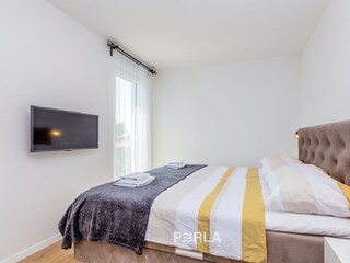 Schlafzimmer 5