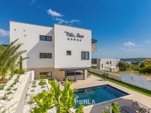 Villa with pool, Jacuzzi and sea view 300m from the beach - Barbat - image1