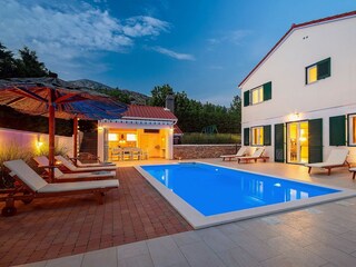 Villa Omiš Buitenaudio-opname 10