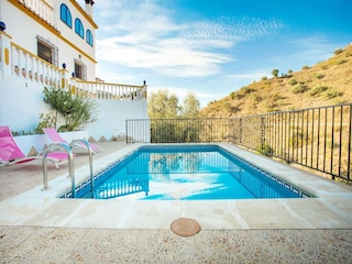 Vakantiehuis Sedella Buitenaudio-opname 2