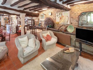 Holiday house Castigaleu Features 13