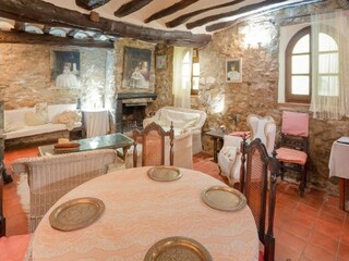 Holiday house Castigaleu Features 22