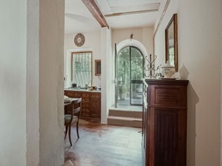 Villa Cortona Features 23