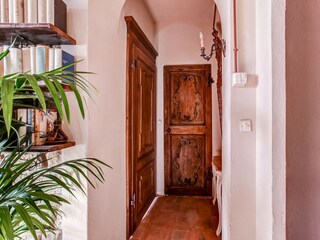 Villa Cortona Features 24