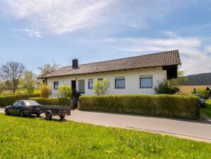 Holiday house Quaint Holiday Home in Bad Kötzting with Garden - Bad Kötzting - image1