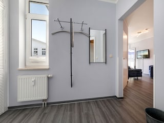 Der Flur mit Garderobe.