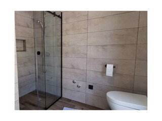 Badezimmer 2 oben