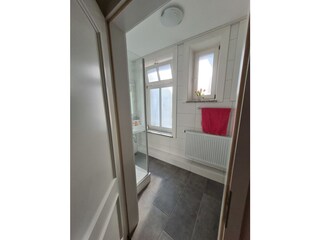 Badezimmer 2023 Neu renoviert