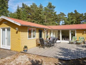 6 Personen Ferienhaus in Aakirkeby - Sømarken - image1