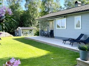 6 Personen Ferienhaus in LJUNGSKILE-By Traum - Varekil - image1