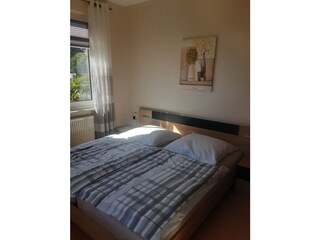 Schlafzimmer  2