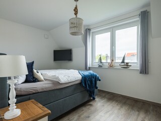 Schlafzimmer 2