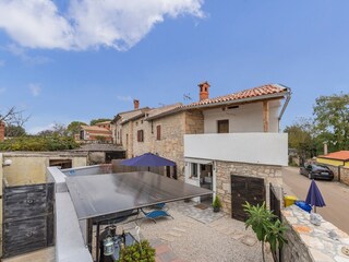 Appartement Barat Buitenaudio-opname 2