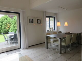 Holiday house Julianadorp Living Room 13