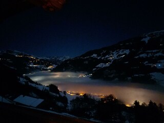 Ausblick vom Balkon - Taleinwärts
