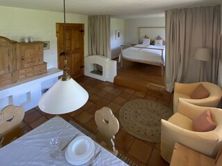 40840708-4866-4502-8782-41FA4FAF2775