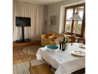 F8FA422F-8C43-49CA-876D-137684BD99E1