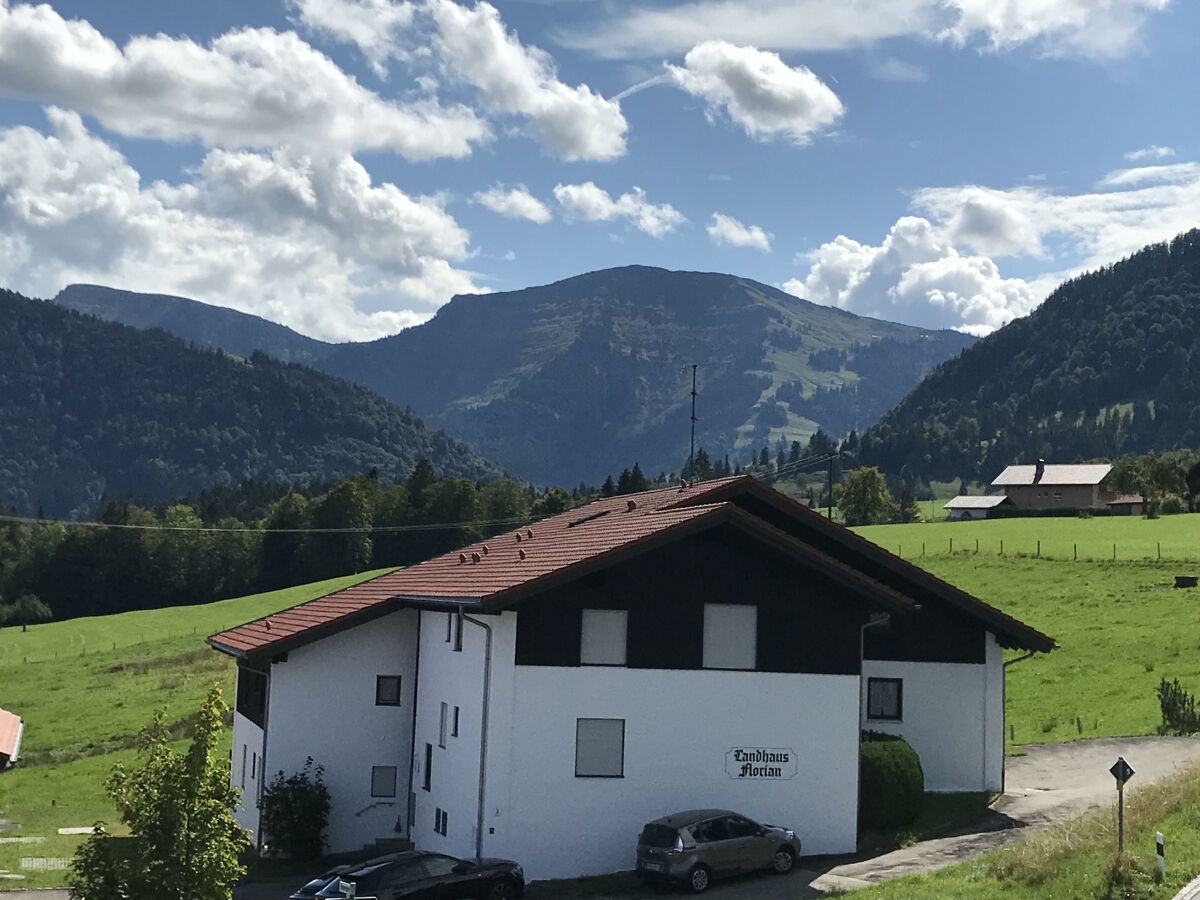 Balkon mit Ausblick auf das Hochgrad