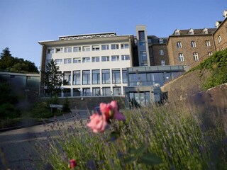 Vorderansicht Rosa Flesch - Tagungszentrum
