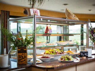 Mittagsbuffet im Restaurant Klosterbergterrassen 1