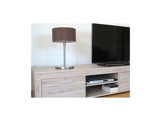 V-Flachbildmonitor, Bose Radio-CD, DVD, W-Lan