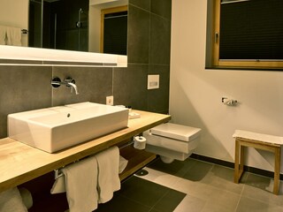 Deluxe Chalet Badezimmer