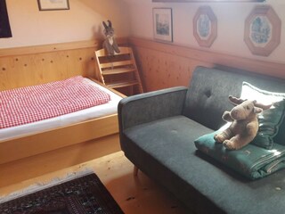 Kinderschlafzimmer_mit_Couch