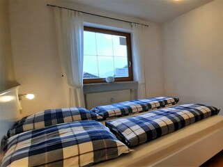 Schlafzimmer mit Spiegel