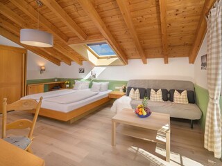Staufen_Schlafzimmer 01