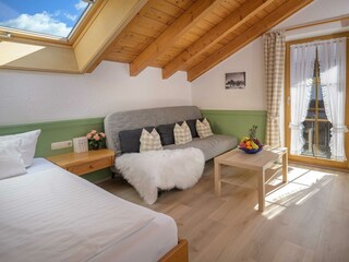 Staufen_Schlafzimmer 03