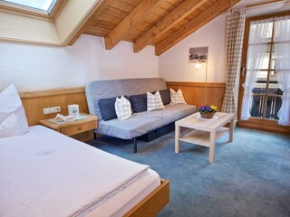 FeWo Staufen Zimmer 1_3