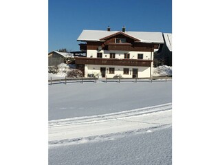 Fewo „Auszeit“ ebenerdig, Außenansicht im Winter