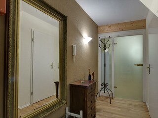 Eingangsflur mit Zugang zum Séparée