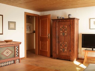 Wohnzimmer mit Flachbildfernseher