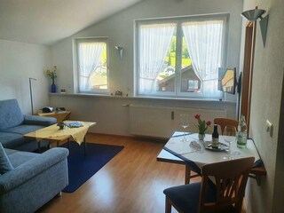 Kornblume Wohnbereich