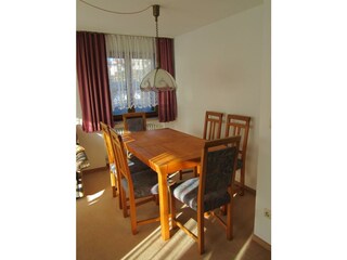 FeWo Wohnzimmer Esstisch 1