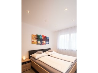 Lejs Schlafzimmer 1