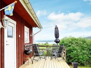 4 Personen Ferienhaus in Årjäng - Älgåna - image1