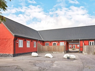 Apartment Aakirkeby Außenaufnahme 3