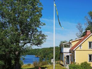 Holiday house 4 person holiday home in ÖVERUM - Gamleby - image1