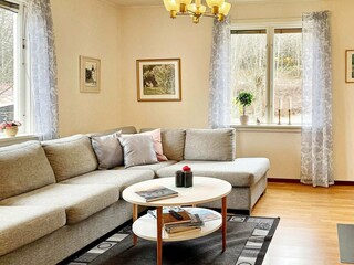 Holiday house  9