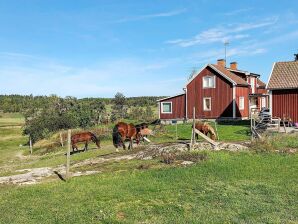 Ferienhaus Maison de vacances pour 9 a Tystberga
